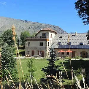 Le Clos De Lumiere Bed & Breakfast